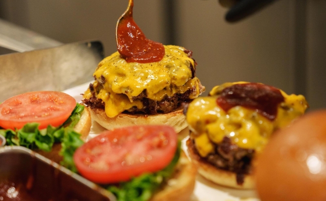 【今秋NEWオープン】SHOGUN BURGER 新宿3号店